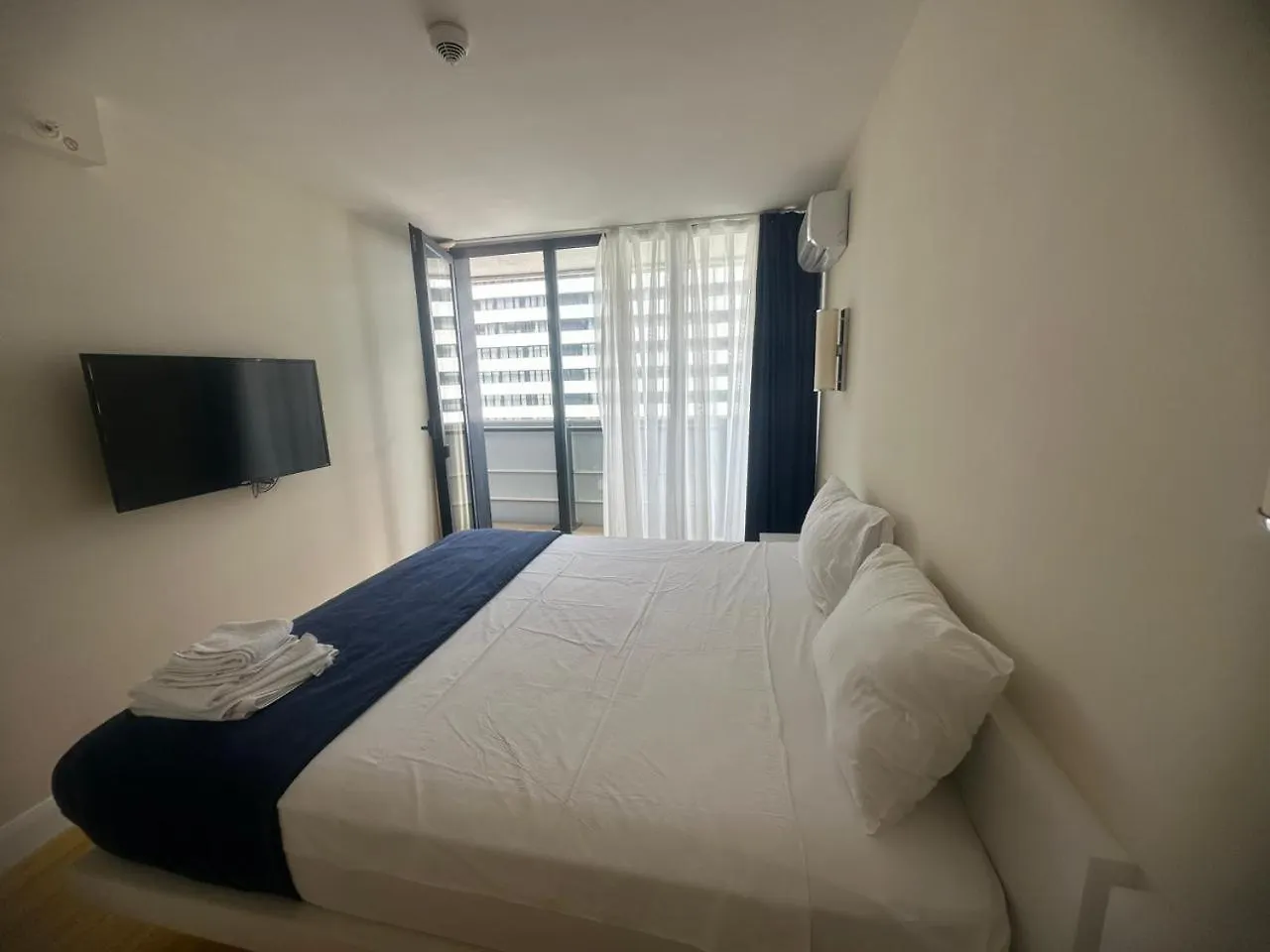 Apartments In Orbi City 바투미